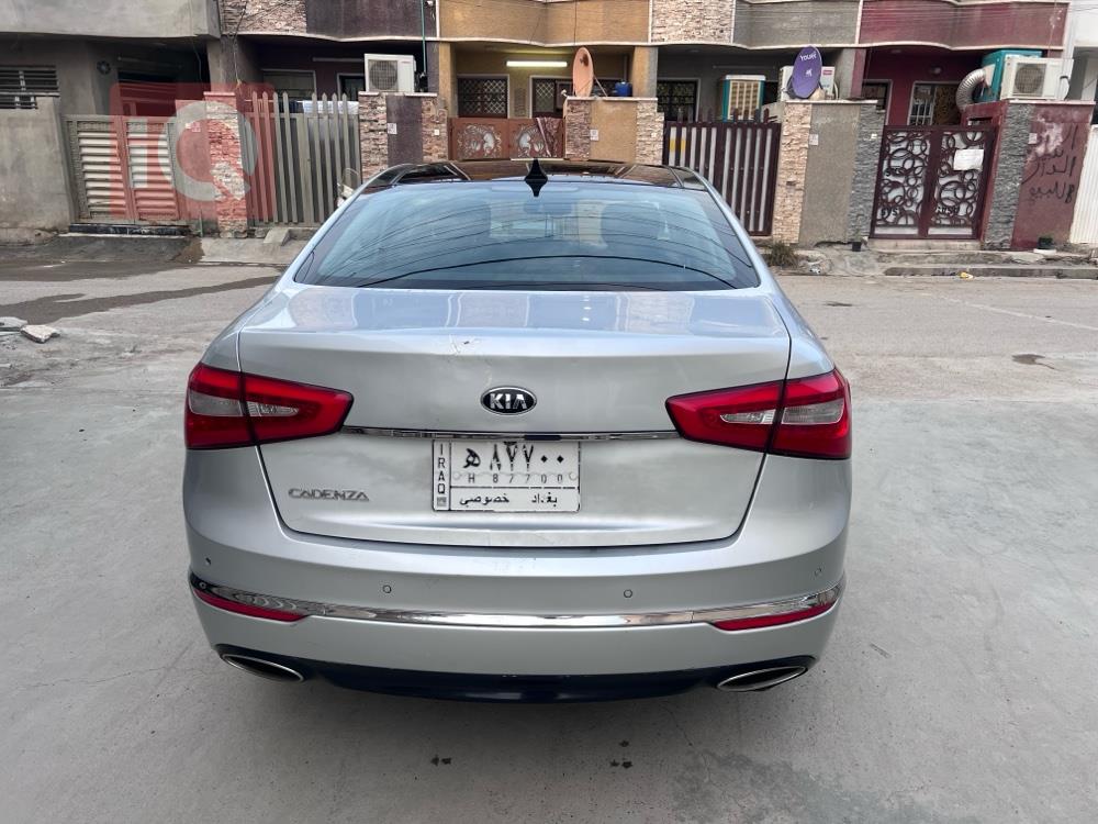 Kia Cadenza